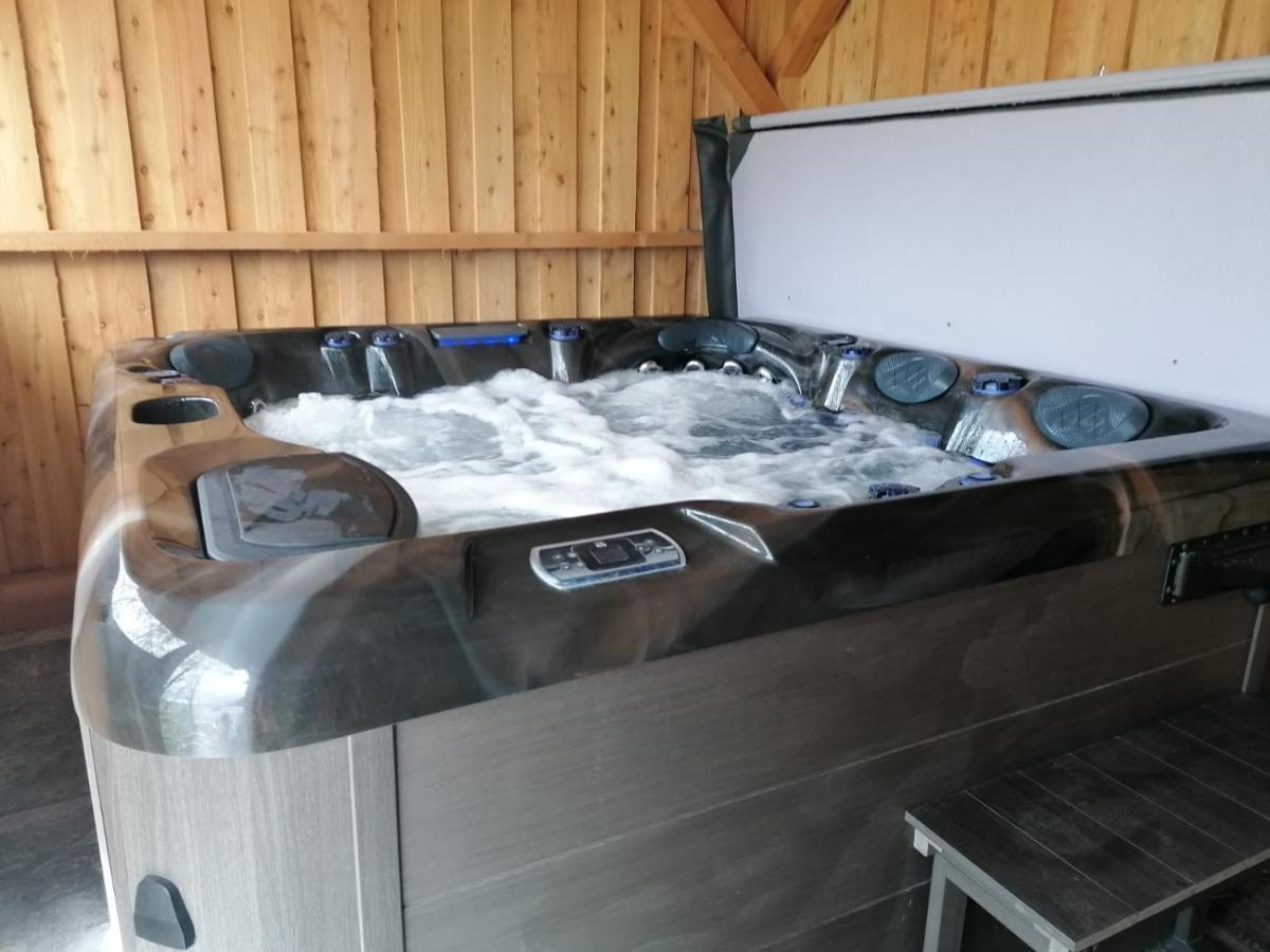 Rest At Last - Highland Apartment With Private Hot Tub Whitebridge  Exterior photo